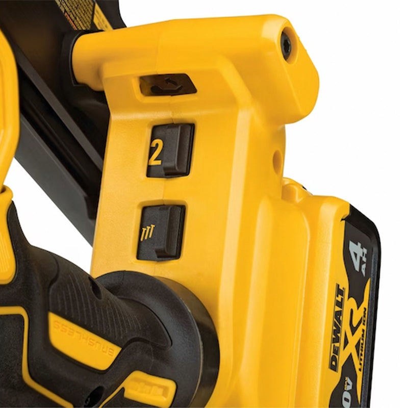 DeWalt 20V MAX Collated Cordless Framing Nailer Tool Kit with Adjustable Hook