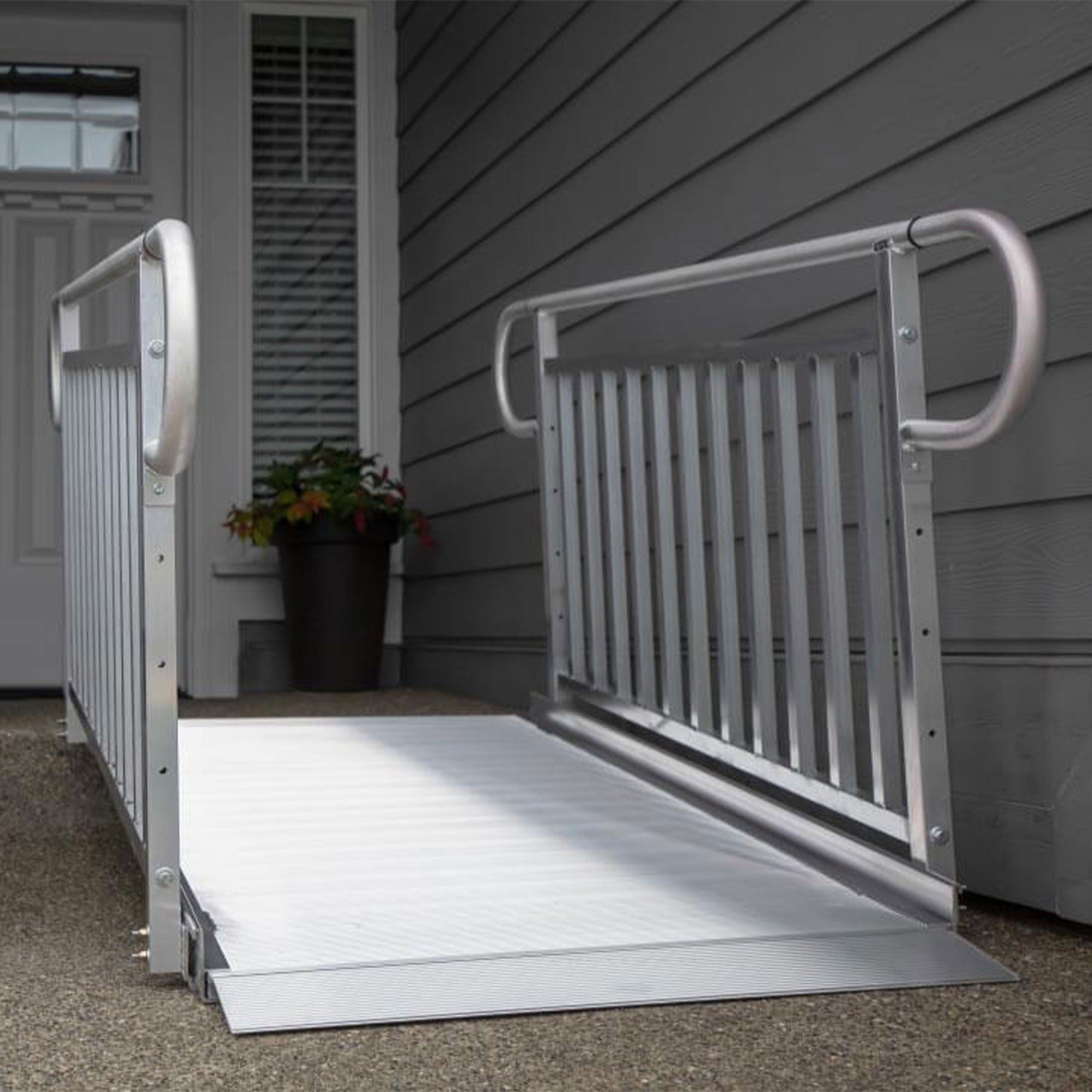 EZ-ACCESS GATEWAY 7" Portable Wheelchair Ramp w/Vertical Handrails (Open Box) - VMInnovations