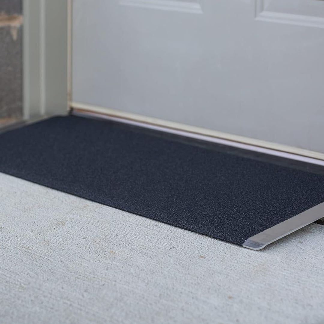 EZ-ACCESS TRANSITIONS 32x12" Angled Entry Plate Threshold Ramp, Black (Used)
