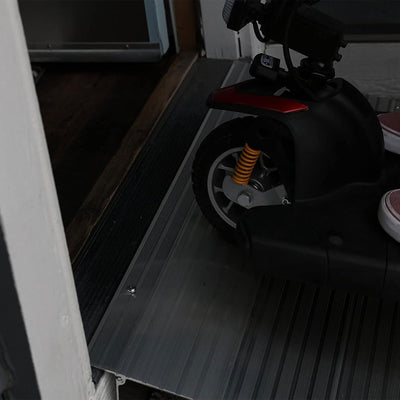 EZ-ACCESS TRANSITIONS 2” Portable Self Supporting Aluminum Entry Ramp (Open Box) - VMInnovations