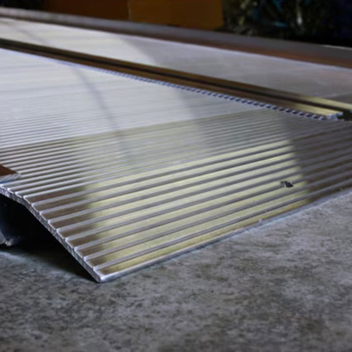 EZ-ACCESS 4 Foot Aluminum Singlefold Portable Loading Ramp, Silver (Open Box) - VMInnovations