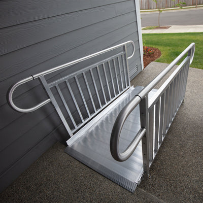 EZ-ACCESS 3G 4ft Aluminum Wheelchair Ramp w/Vertical Picket Rail (Open Box) - VMInnovations