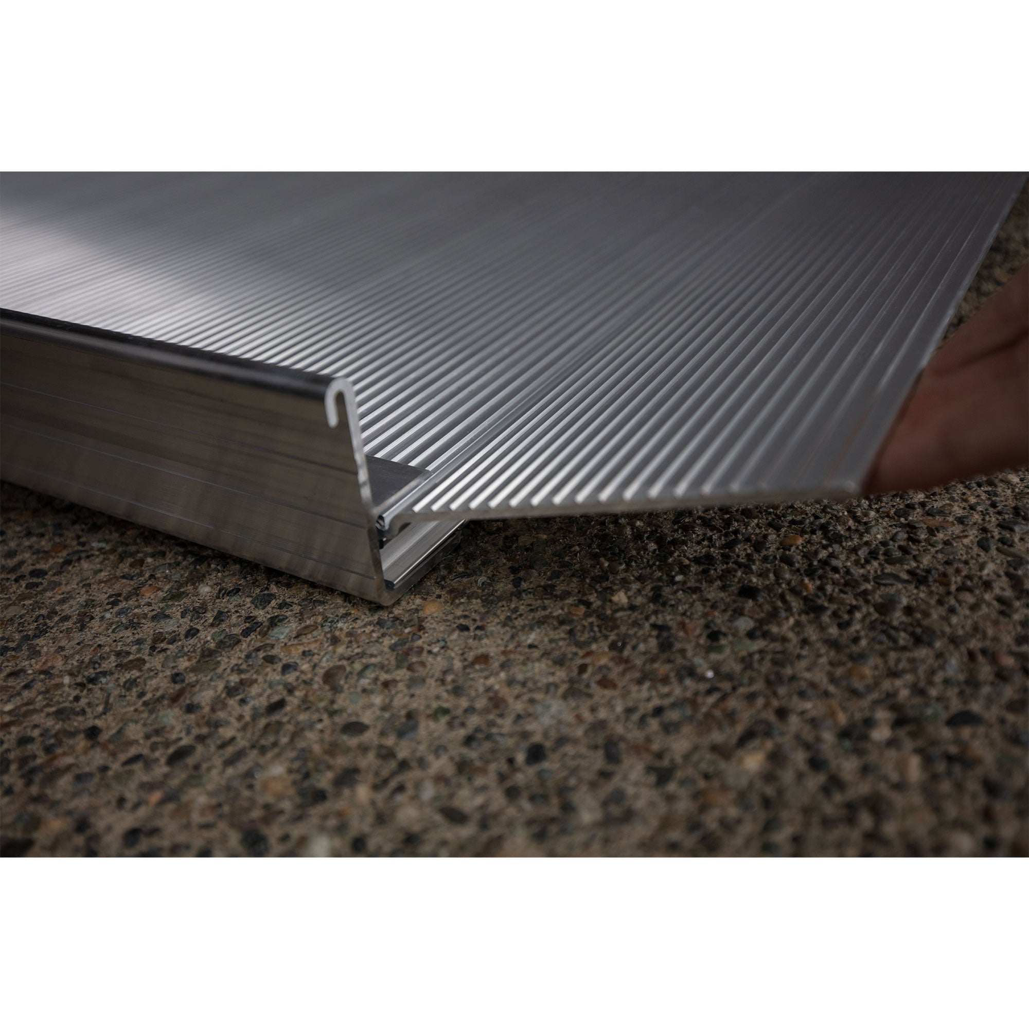 EZ-ACCESS 3G 4ft Aluminum Wheelchair Ramp w/Vertical Picket Rail (Open Box) - VMInnovations