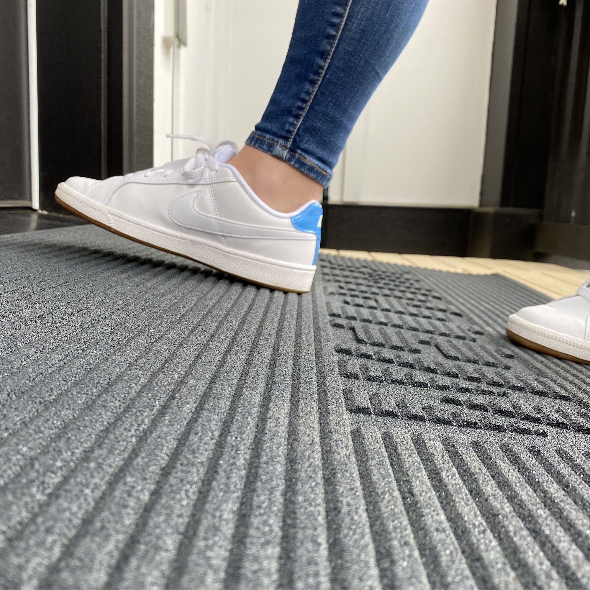 EZ-ACCESS TRANSITIONS 2.5" Rectangular Rubber Angled Welcome Entry Mat, Gray - VMInnovations
