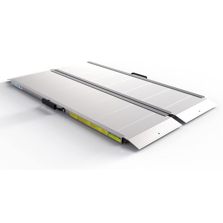 EZ-ACCESS TRAVERSE 4ft Singlefold Edgeless Portable Loading Ramp, Silver (Used)