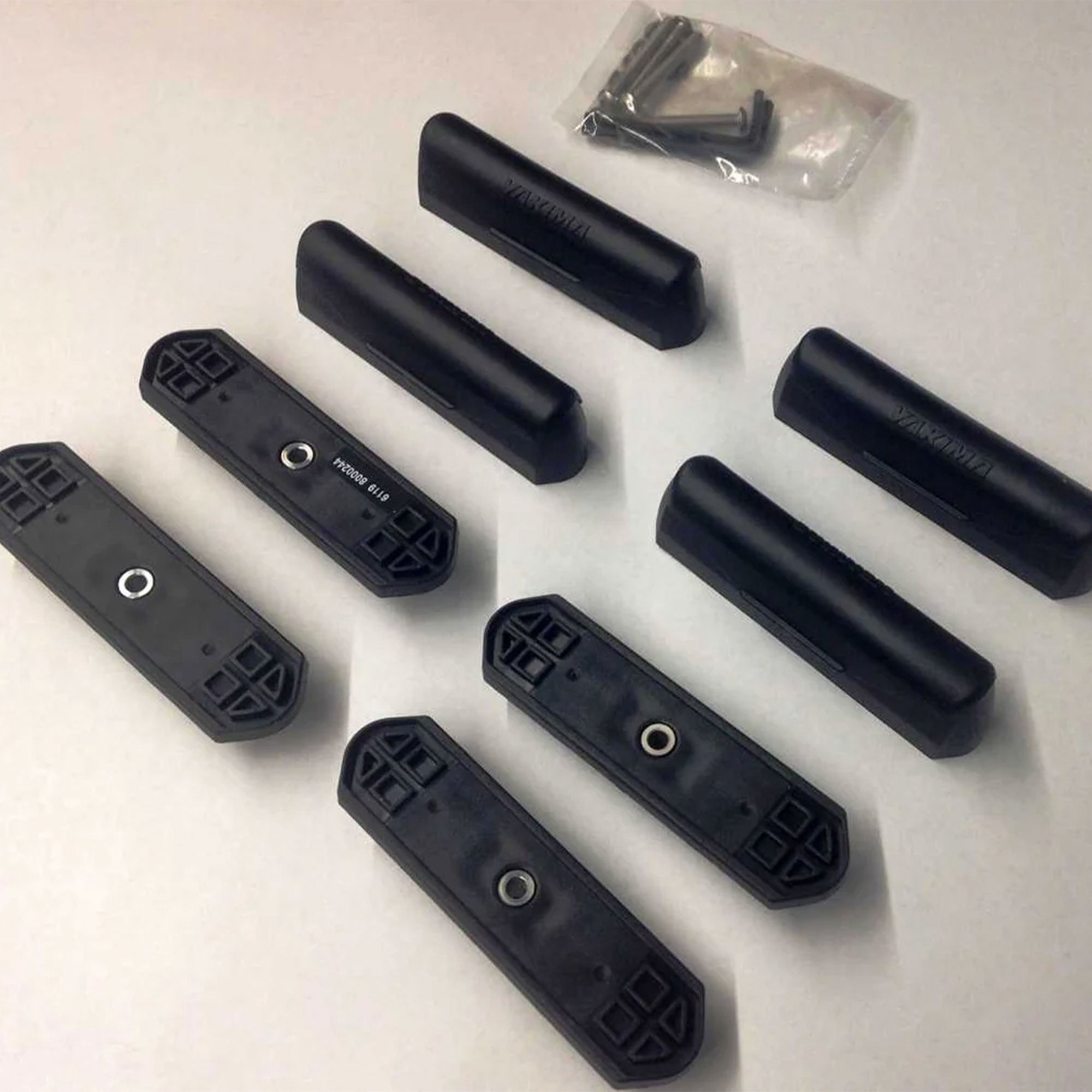 YAKIMA Landing Pad 18, Fixed Point Mounts 11-21 Jeep Grand Cherokee (Open Box) - VMInnovations