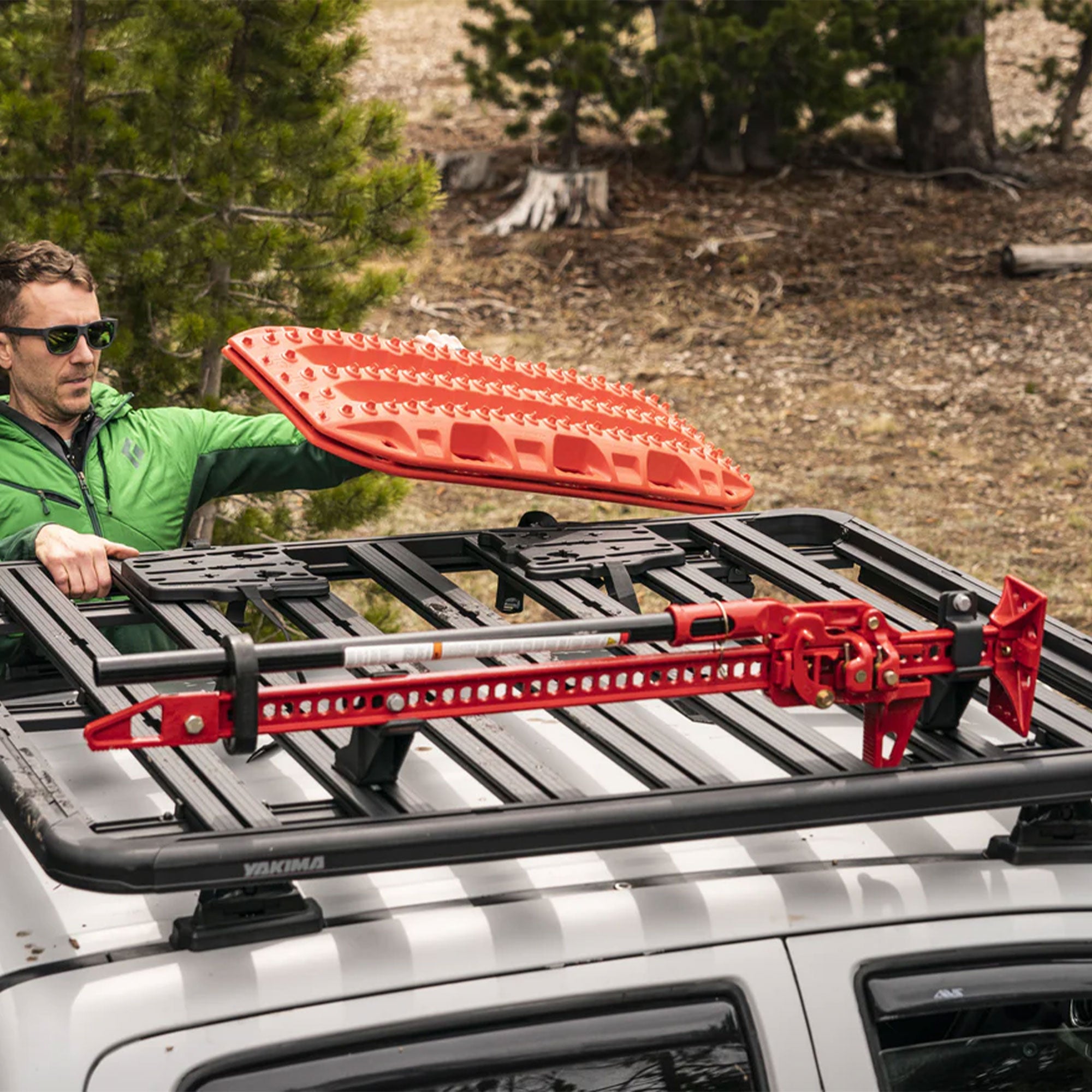 YAKIMA 84x49" 3 Bar System Heavy Duty Roof Rack Platform, Black (Open Box) - VMInnovations