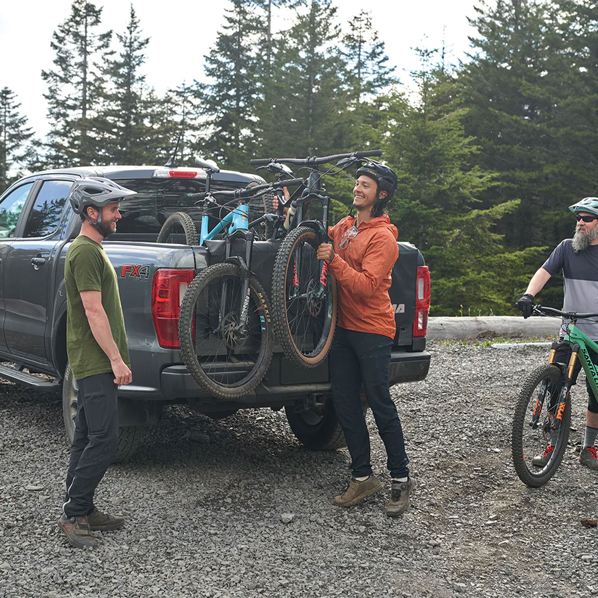 Yakima GateKeeper Full Size Truck Bed Large Bike Pad, Cascade Blue (Open Box) - VMInnovations
