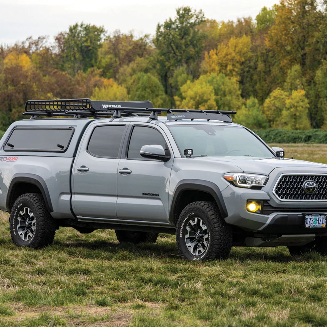 Yakima Heavy Duty Roof Rack Tower for Vehicles w/Tracks, Pack of 4 (Open Box)