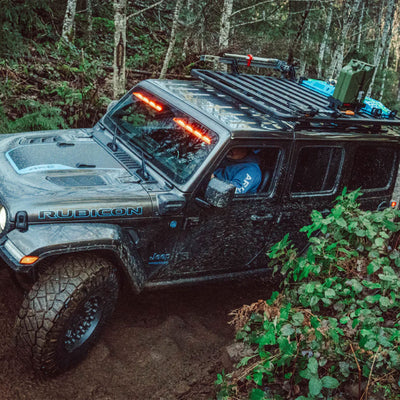 Yakima JL 4DR Custom Rooftop Track System w/Internal Supports, Black (Open Box) - VMInnovations