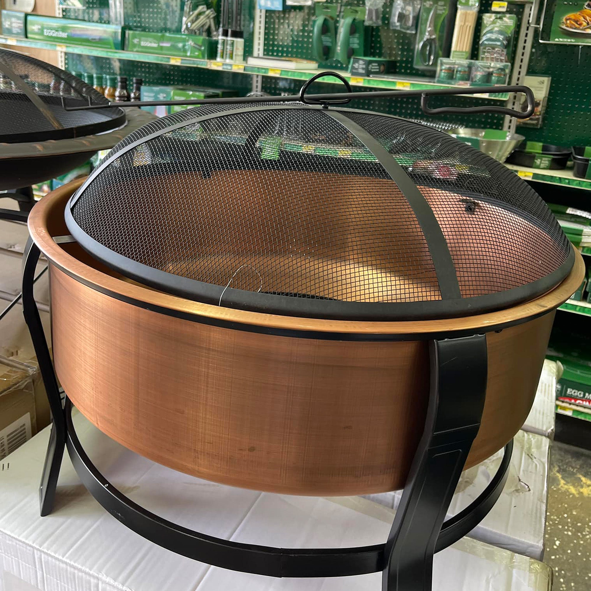 Four Seasons Courtyard 30" Copper Fire Pit w/Screen & Poker (Open Box) - VMInnovations