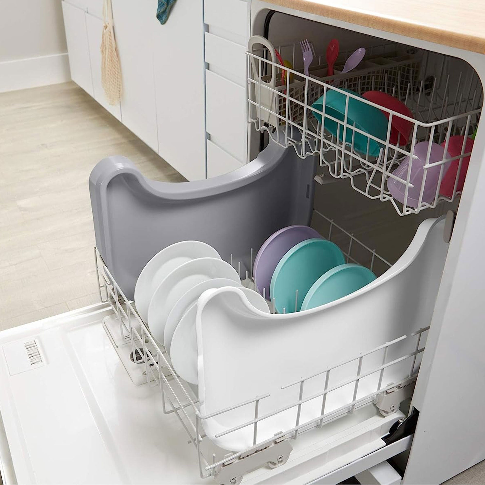 Fisher-Price SpaceSaver Clean Baby High Chair Dining Seat, Pearfection (Used) - VMInnovations