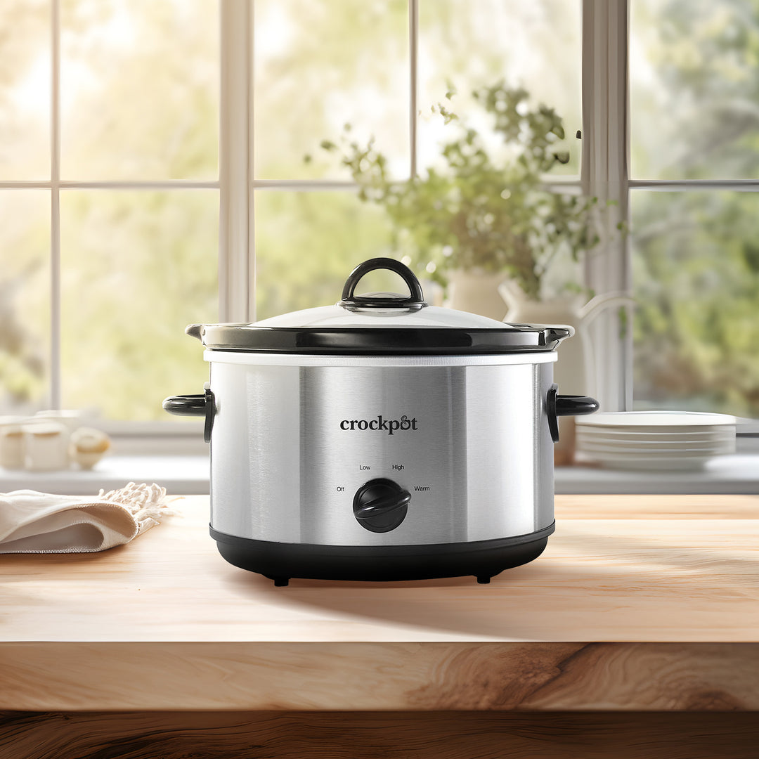 Crock-Pot 4.5 Quarts Slow Cooker w/3 Heat Settings, Silver (Open Box)