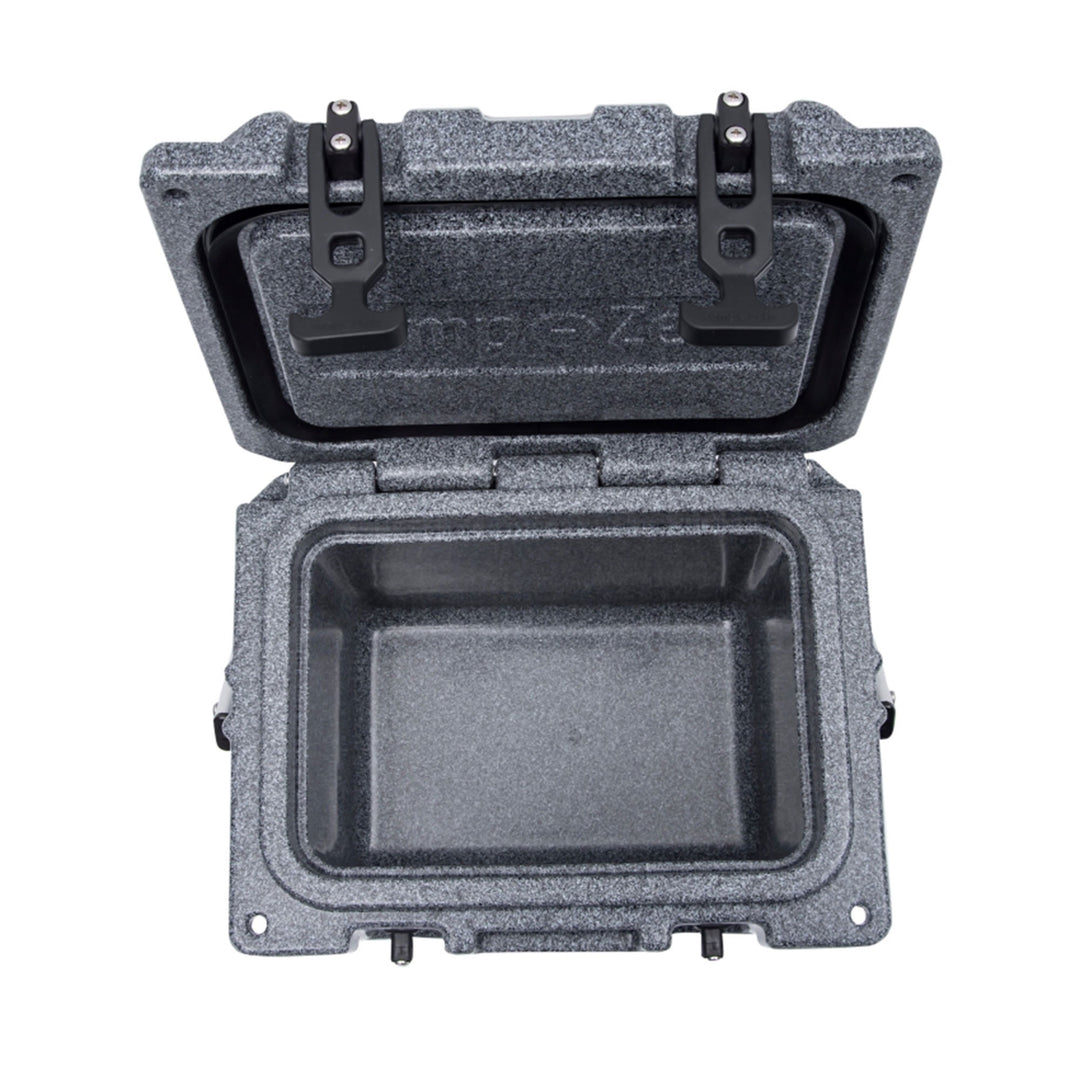 CAMP-ZERO 10 Lt 10.6 Qt Lidded Cooler w/2 Molded In Cup Holders, Black(Open Box)