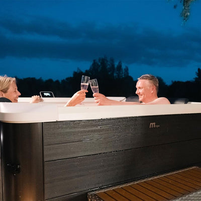 MSpa Square Bubble Spa w/Hard Exterior, Soft Lining Interior, & Hydro Jets, Oslo - VMInnovations