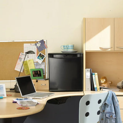 Danby Designer 1.7 CuFt  Mini Fridge Compact Refrigerator  (Used) - VMInnovations