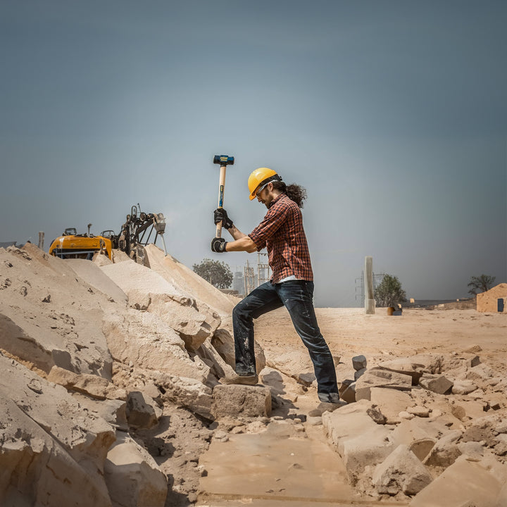 Estwing 8 Pound Head Hard Face Stake Sledge Hammer with 36 In Handle (Open Box)