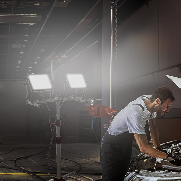 Master Electrician 10,000 Lumens LED Tripod Work Light with 6' Cord (Open Box) - VMInnovations