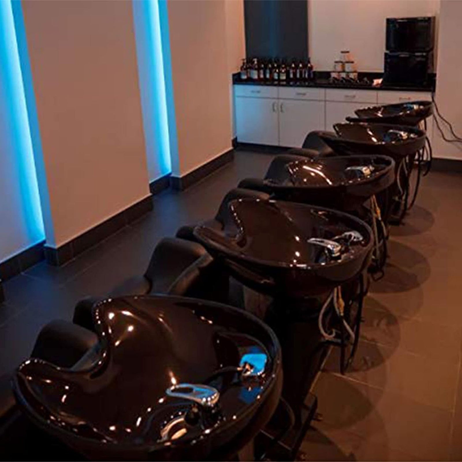 Chromium Oval Shampoo Bowl & Fixture Set with Check Valve, Black (Used) - VMInnovations