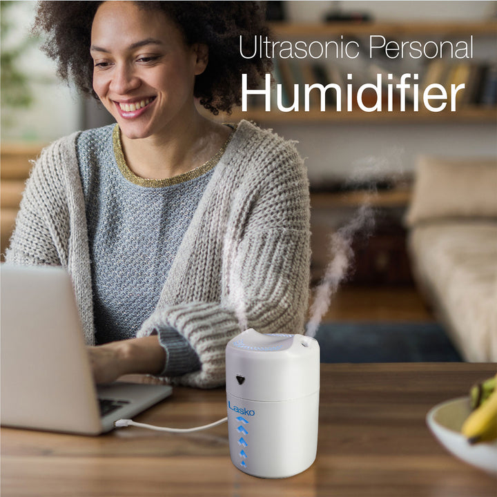 Lasko Ultrasonic Cool Mist Humidifier 0.4L, Water Vaporizer, White (Open Box)