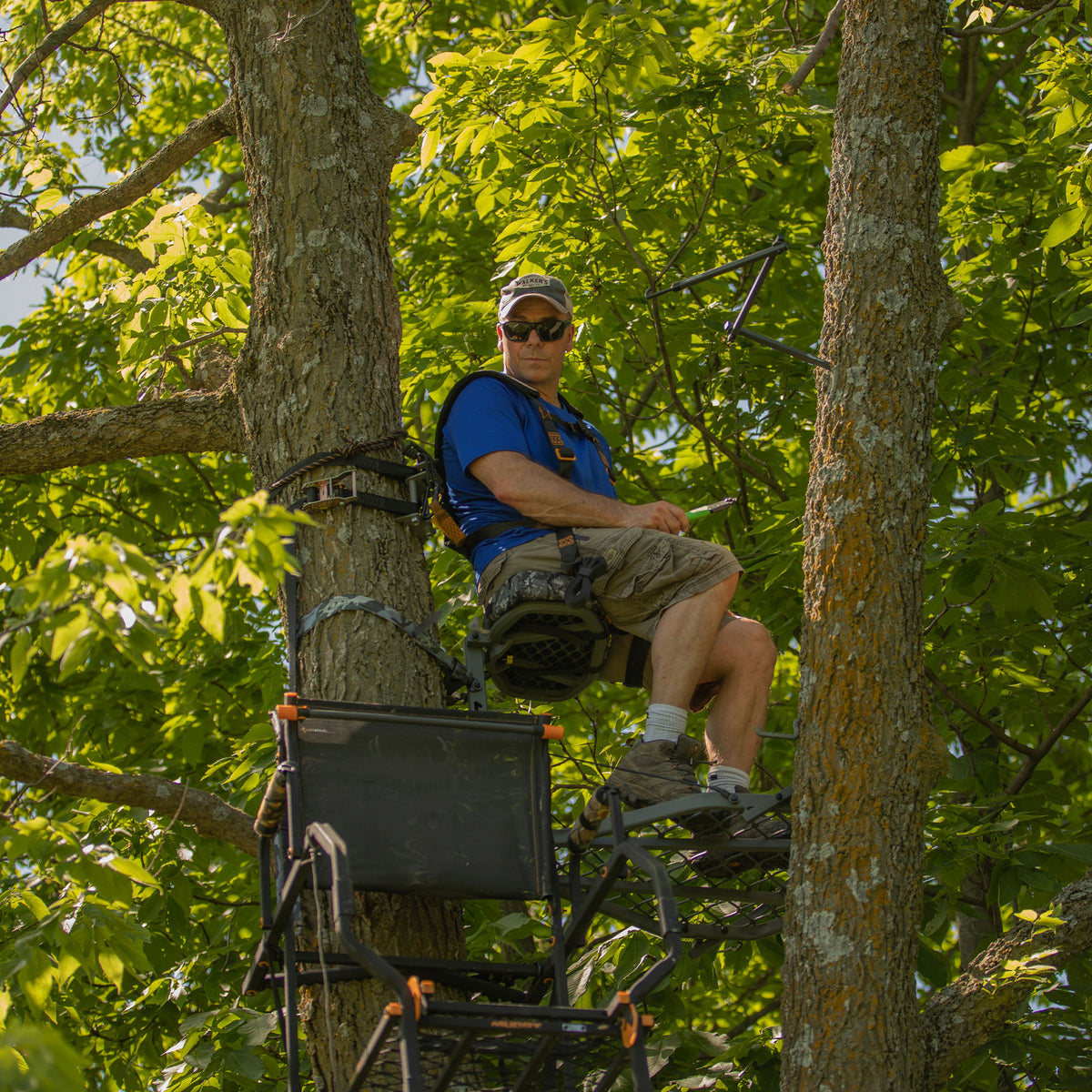 Muddy The Stronghold 1.5 Deer Hunting Ladderstand Climbing Tree Stand(For Parts) - VMInnovations