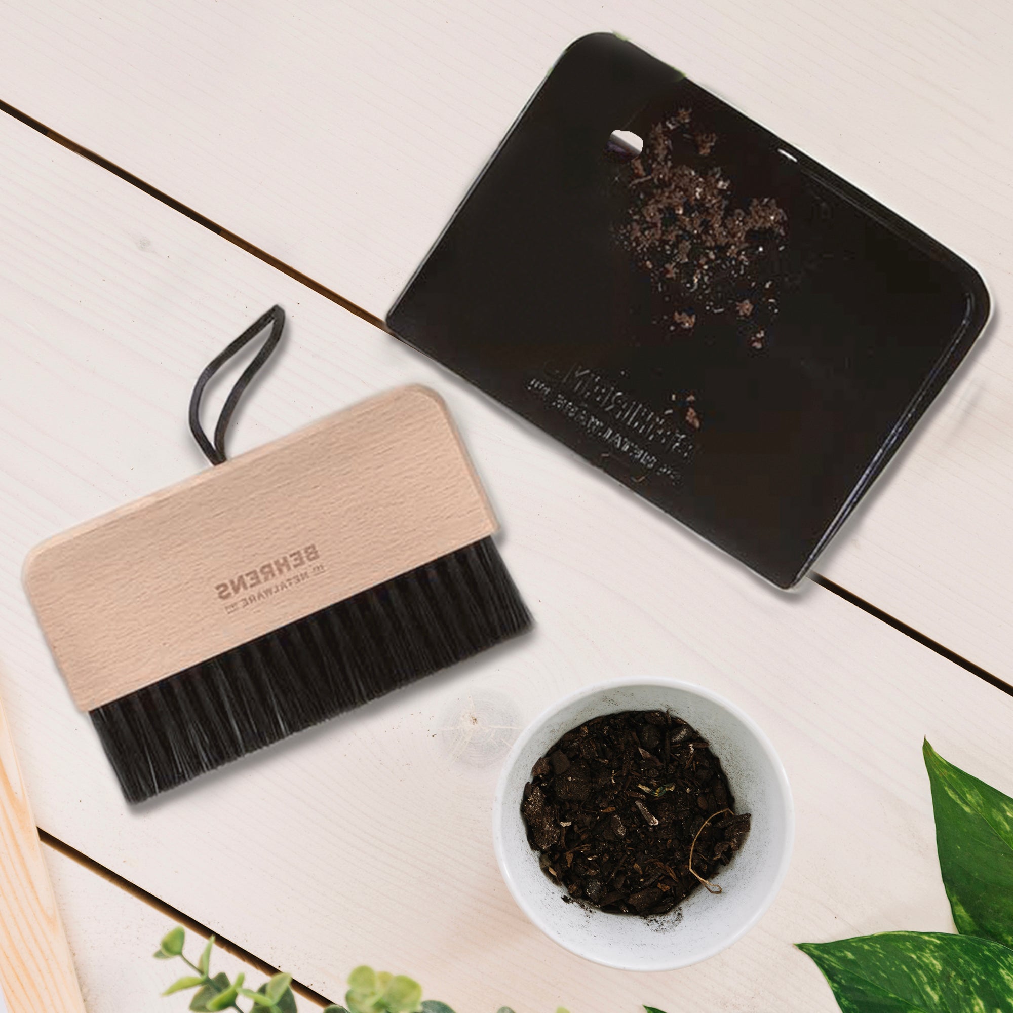 Behrens Portable Rectangular Galvanized Steel Dustpan and Brush Broom Set, Black - VMInnovations