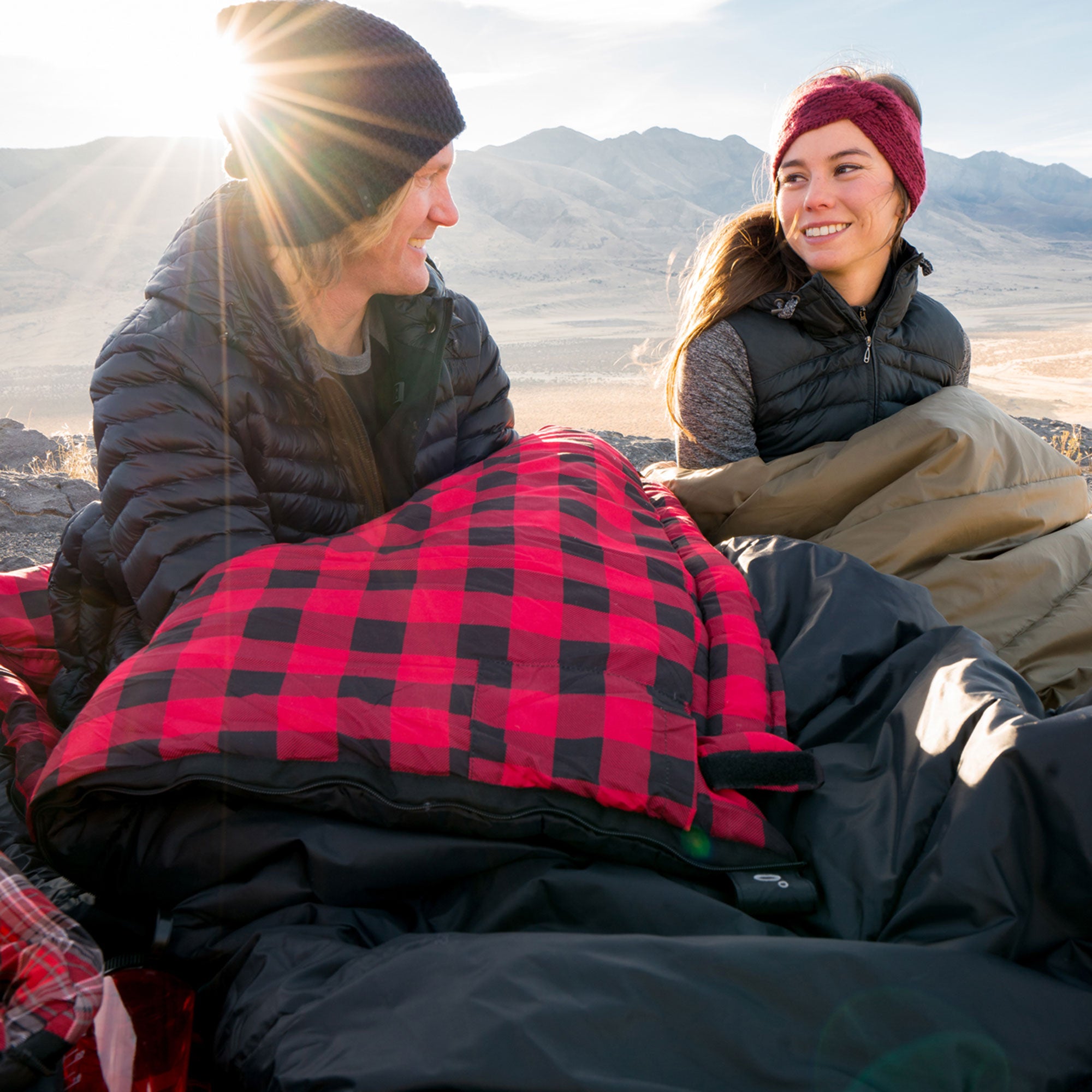 TETON Sports Celsius XXL 0 Degree Sleeping Bag for Camping, Black (Used) - VMInnovations