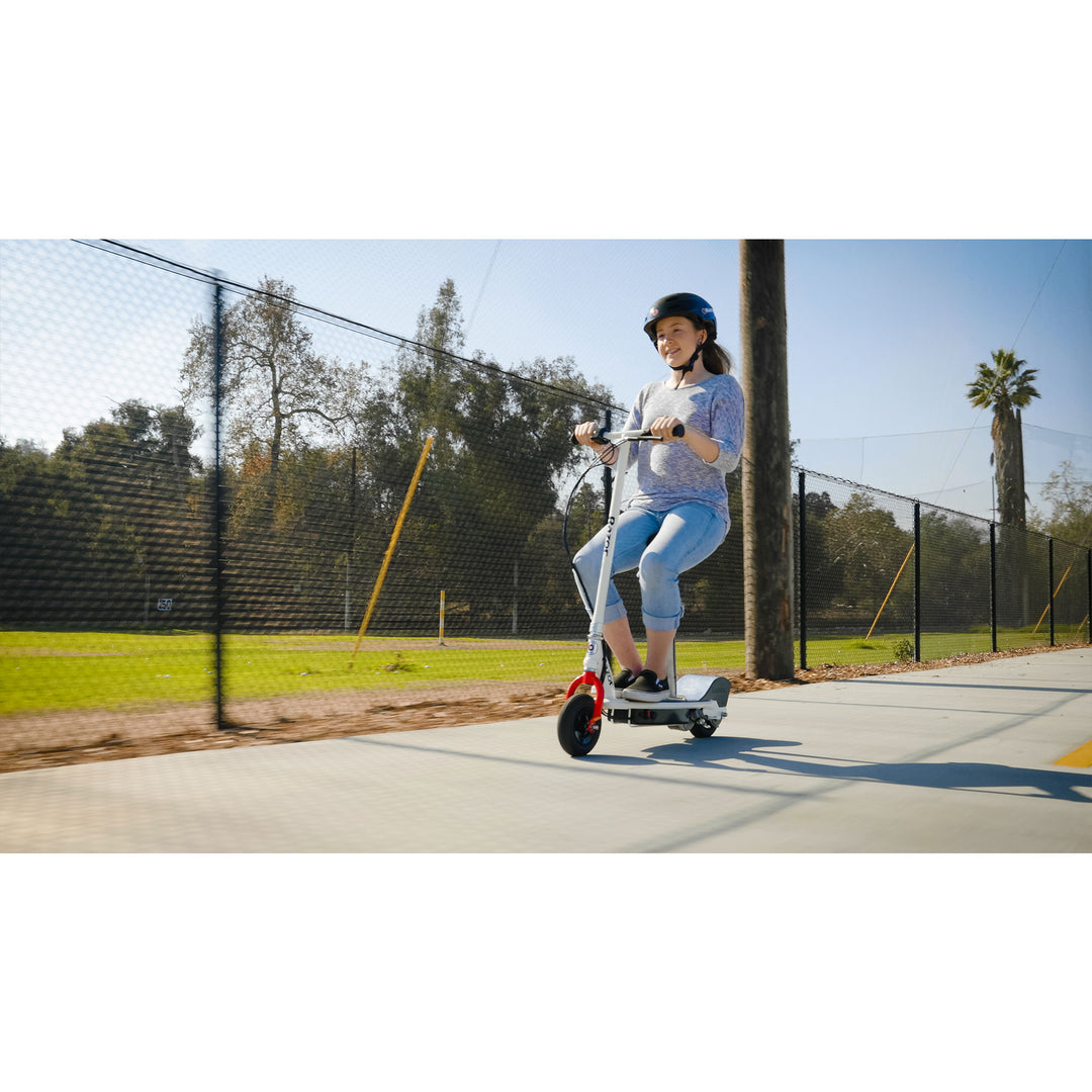 Razor Seated Electric Scooter Up To 12mph w/Twist Grip Throttle, Green(Open Box)