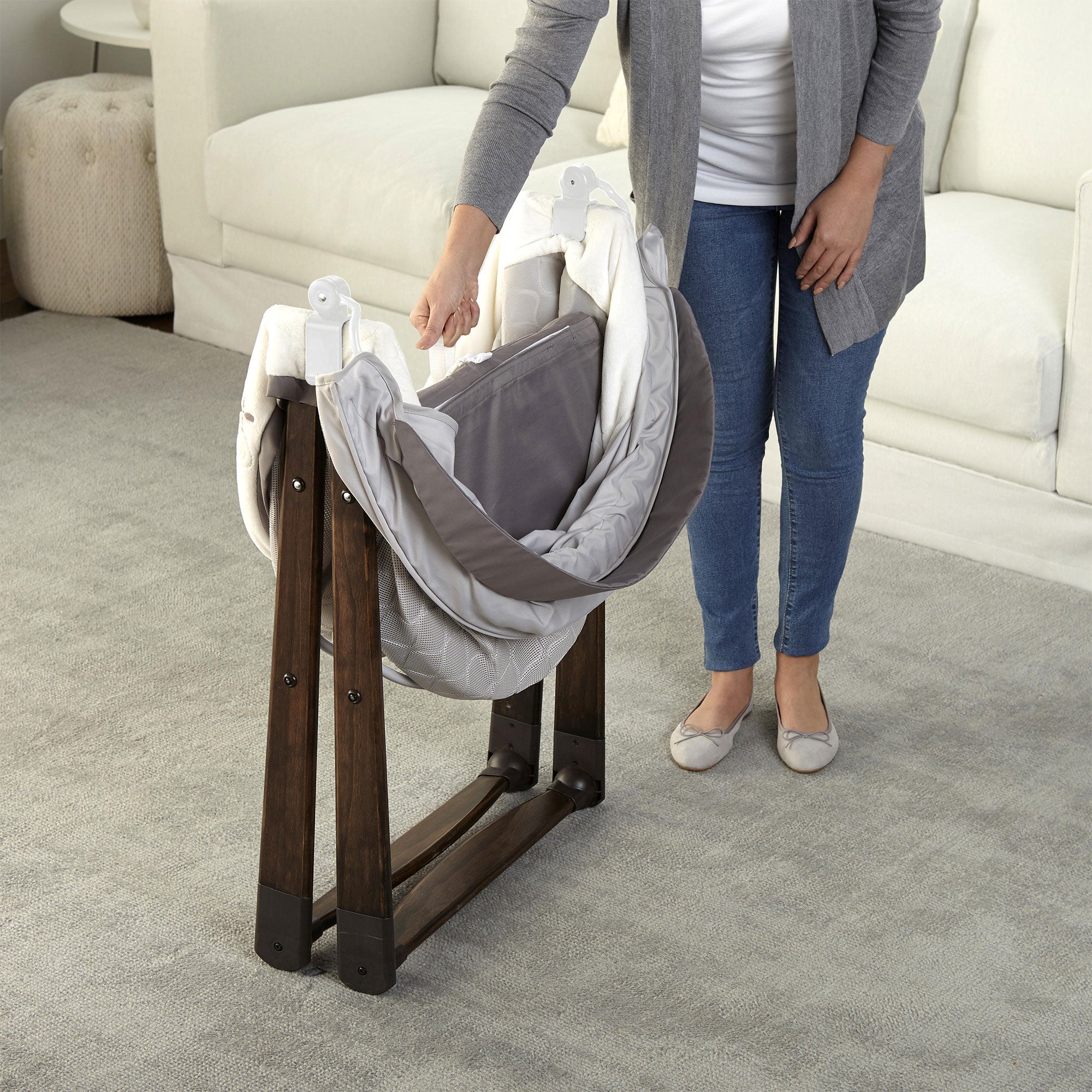 Ingenuity Spacious Foldaway Rocking Wood Sleeping Bassinet, Carrington(Open Box) - VMInnovations