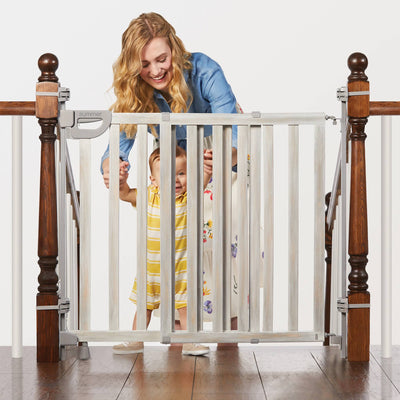 Summer Infant Banister & Stair Wood Safety Gate w/Extra Wide Design (Open Box)