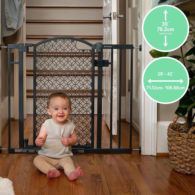 Summer Infant 30 Inch Modern Home Walk Thru Auto Close Pet and Baby Gate, Gray