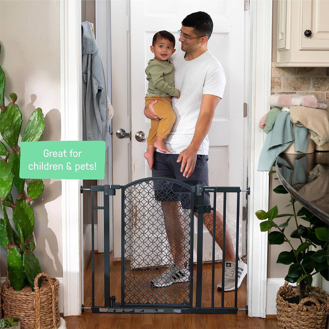 Summer Infant 30 Inch Modern Home Walk Thru Auto Close Pet and Baby Gate, Gray