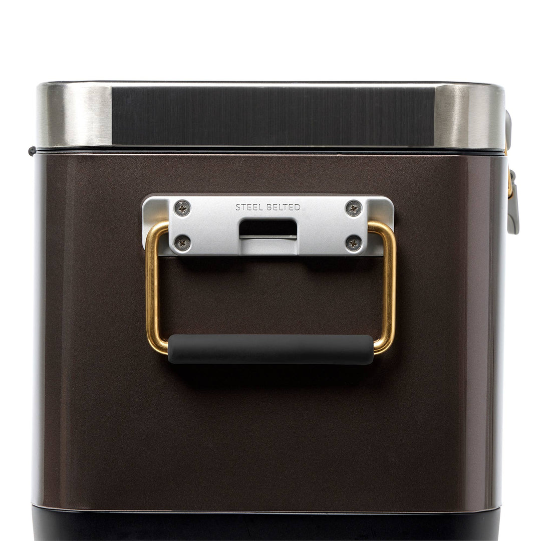 Coleman 1900 Collection 20 Qt Steel Belted Cooler w/ TempLock FX Lid (Used)