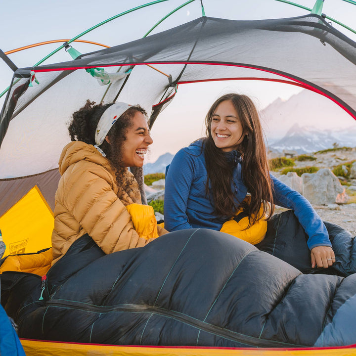 Coleman PEAK1 0 Fahrenheit 1 Person Nylon Mummy Sleeping Bag, Black (Open Box)