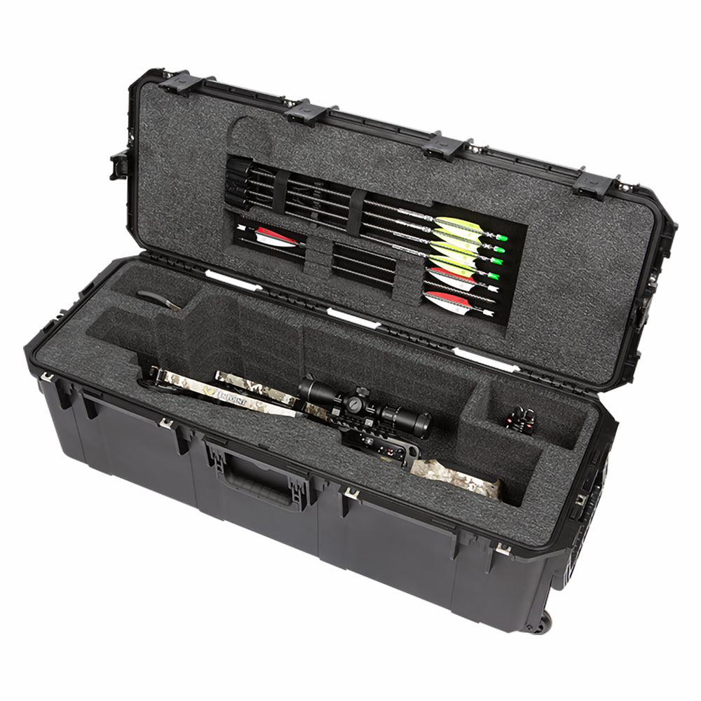 SKB iSeries 10 Point Vapor RS470 Heavy Duty UV Resistant Crossbow Case, Black