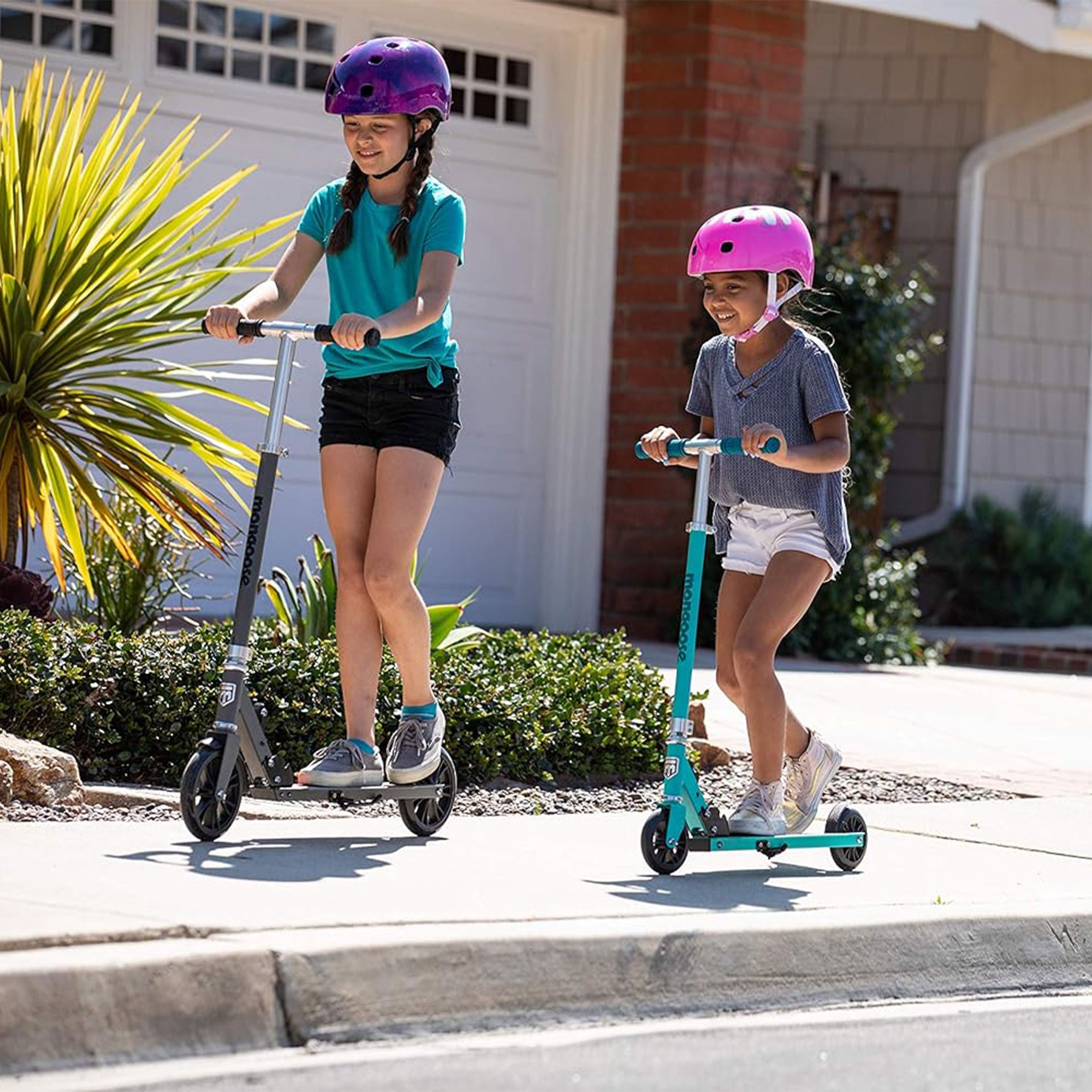 Mongoose Kick Scooter w/Quick Release & Easy Folding Construction (Open Box) - VMInnovations