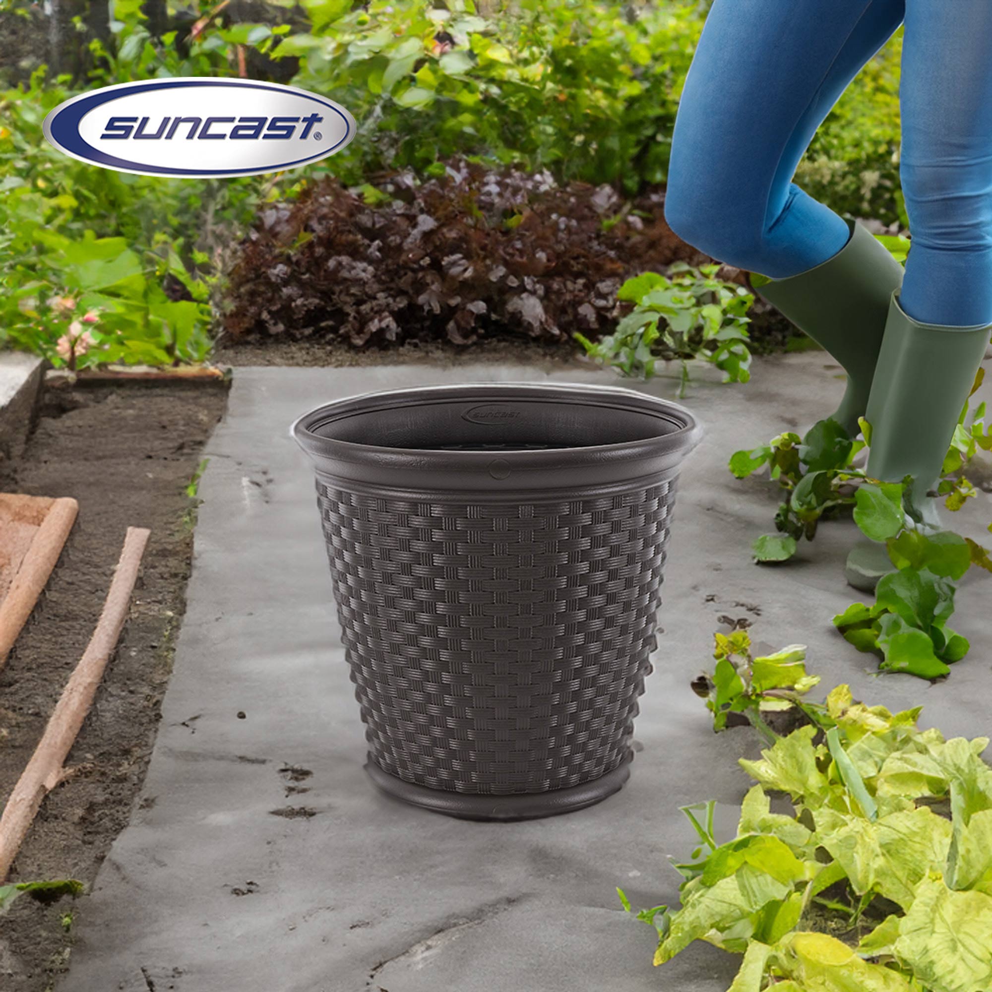 Suncast Sonora 22" Wicker Decorative Garden Flower Planter, Dark Brown (4 Pack) - VMInnovations