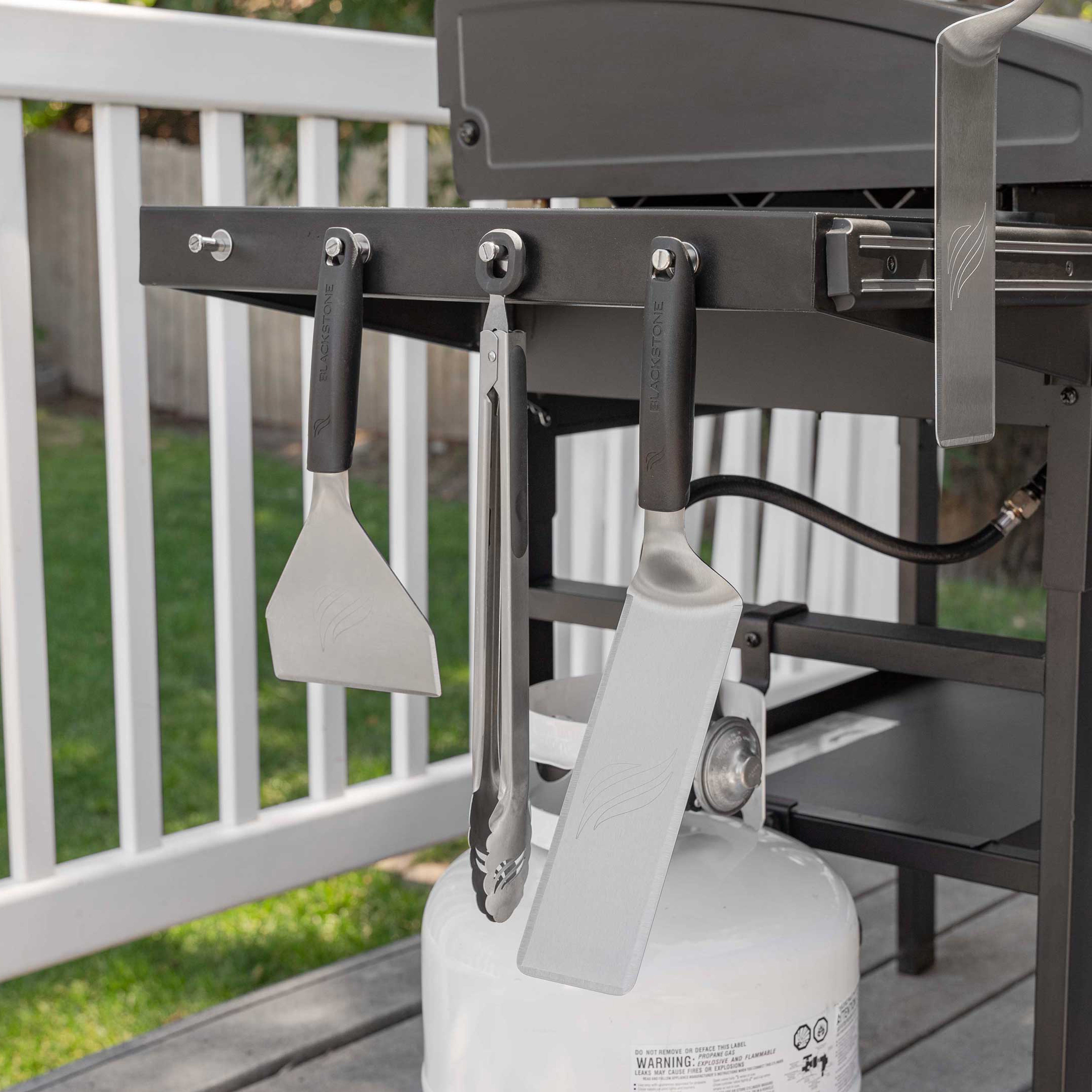 Blackstone Omnivore 36" 4 Burner Propane Gas Grill with Side Shelves (For Parts) - VMInnovations