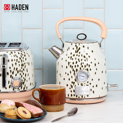 Haden Margate Poodle and Blonde Electric Kettle, 1.7 Cordless, Multicolor (Used)