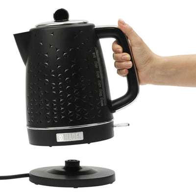 Haden Electric Kettle Textured w/Auto Shut Off & Light Indicator, Black (Used) - VMInnovations
