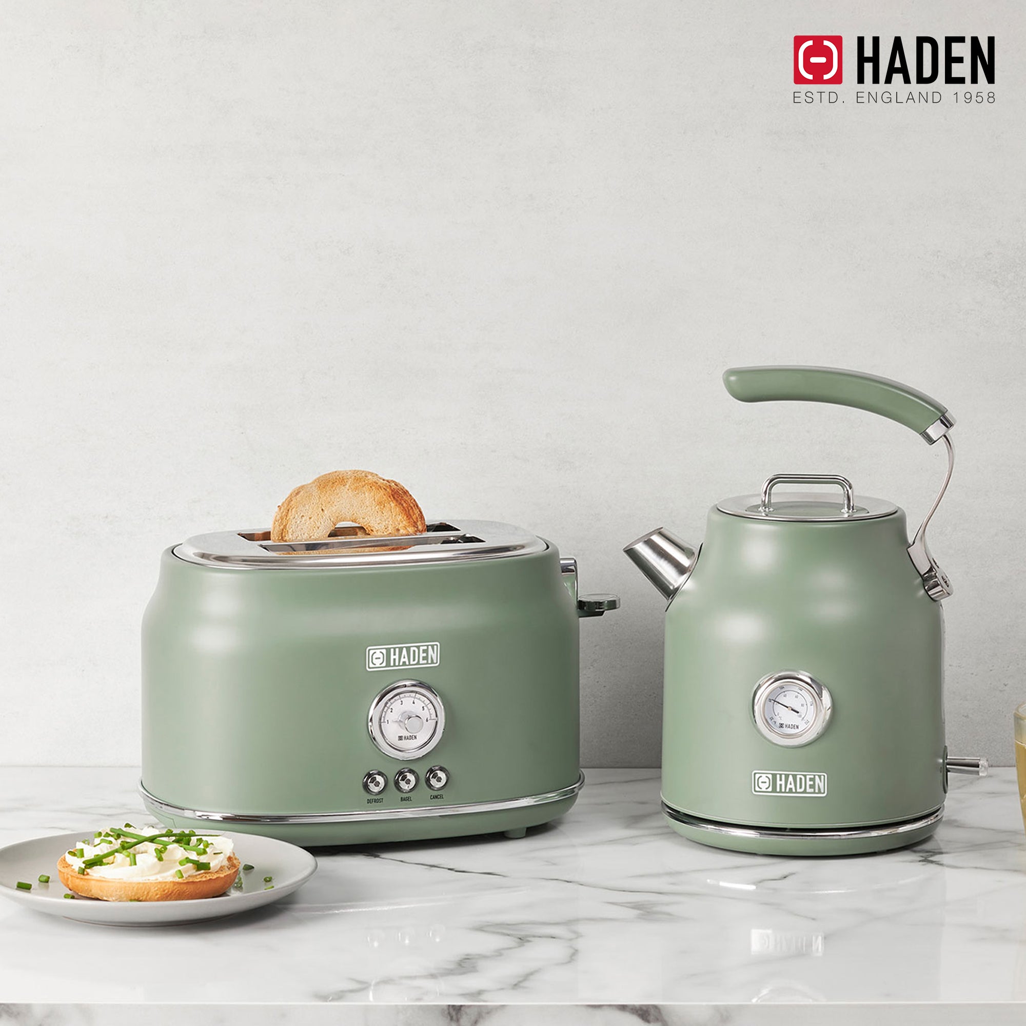 Haden 2 Slice Wide Slot Stainless Steel Toaster, Cedar Green & Chrome (Used)