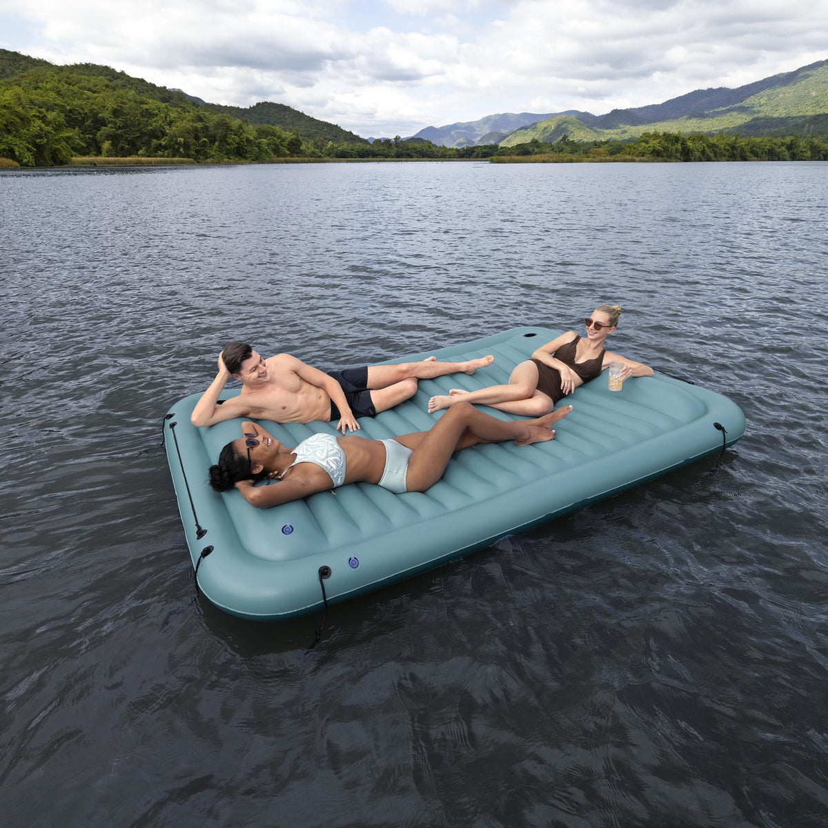 Bestway Hydro-Force Sun Soaker Inflatable 4 Person Water Float Platform (Used) - VMInnovations