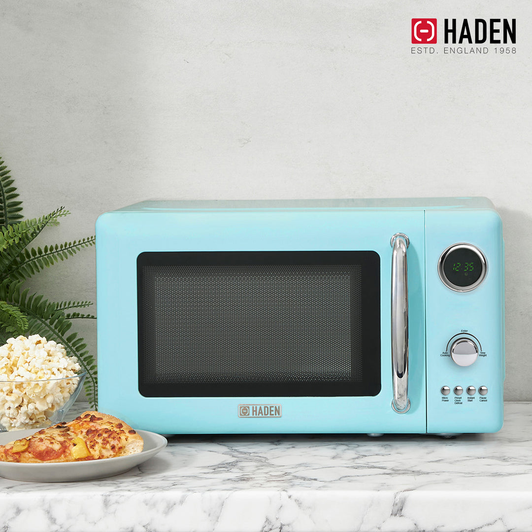 Haden 700W .7 Cubic Foot Microwave Oven w/Digital Controls, Turquoise (Open Box)