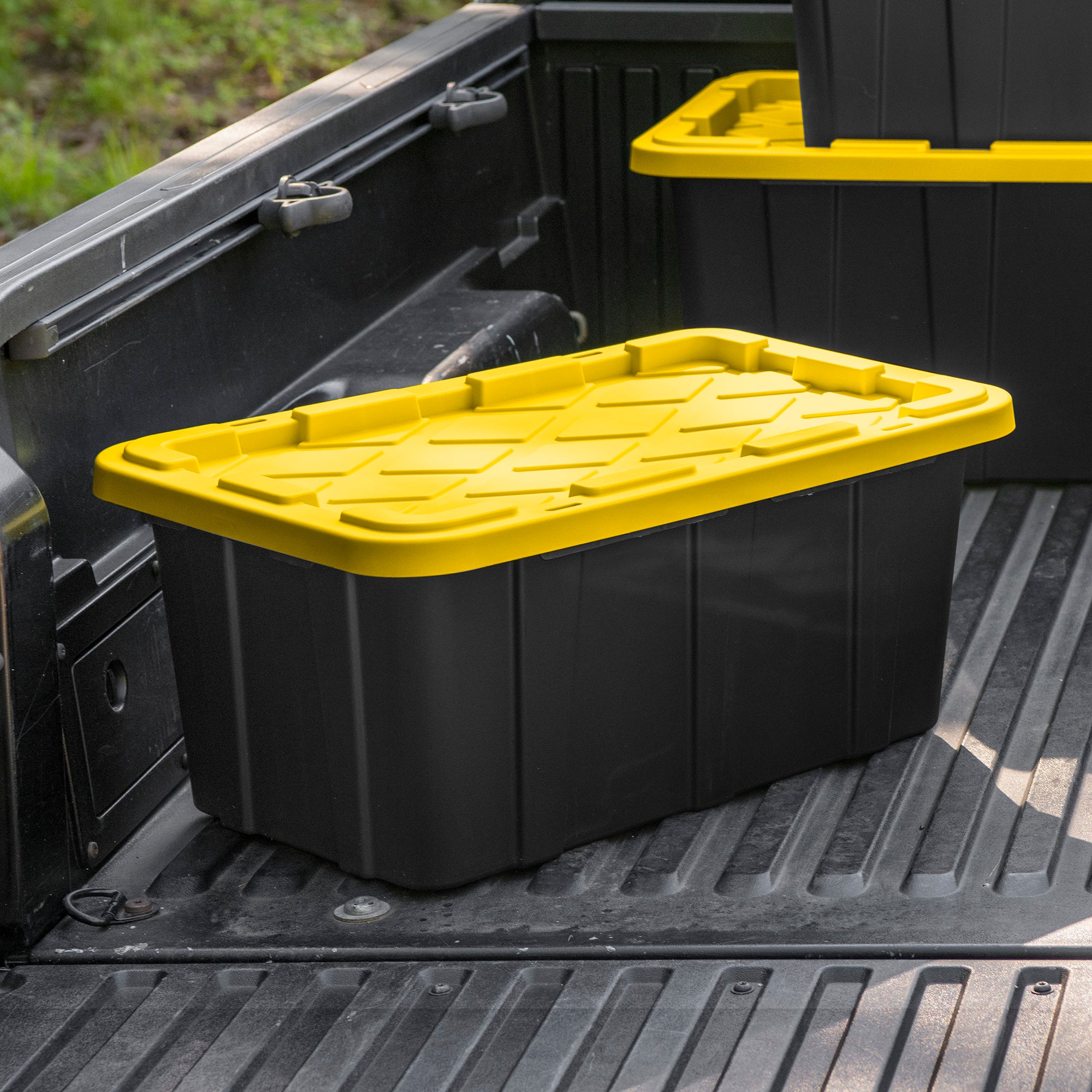 Sterilite 17 Gallon Industrial Stackable Storage Tote Lidded Containers, 12 Pack