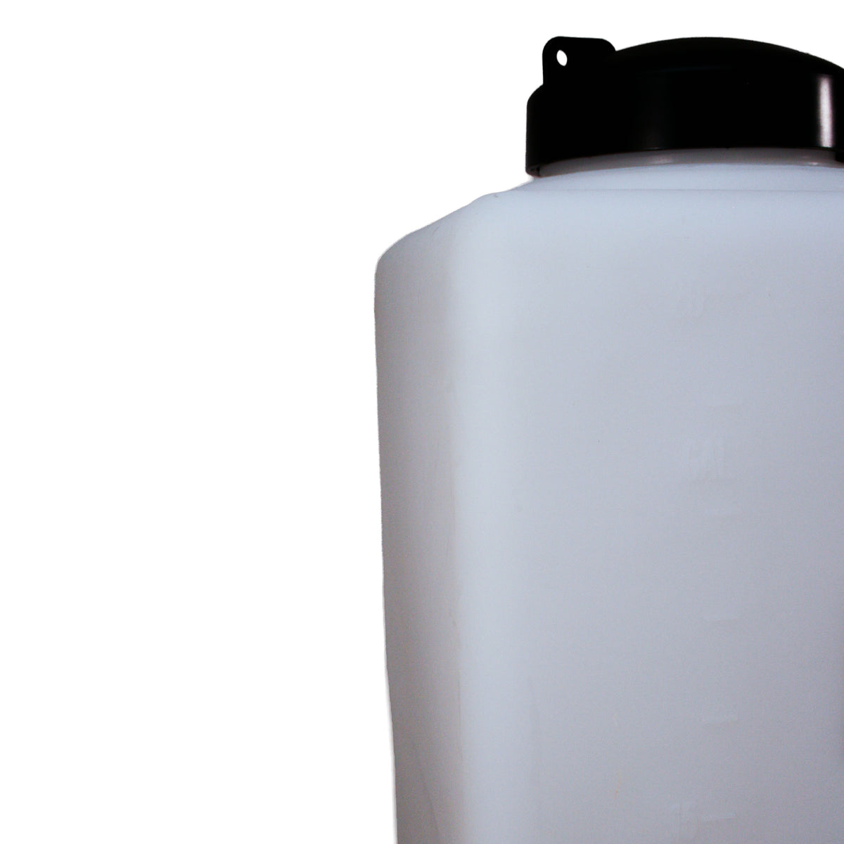 Norwesco Flat Bottom Utility Tanks for Trailers and Lawn Care, 20 Gallon, White