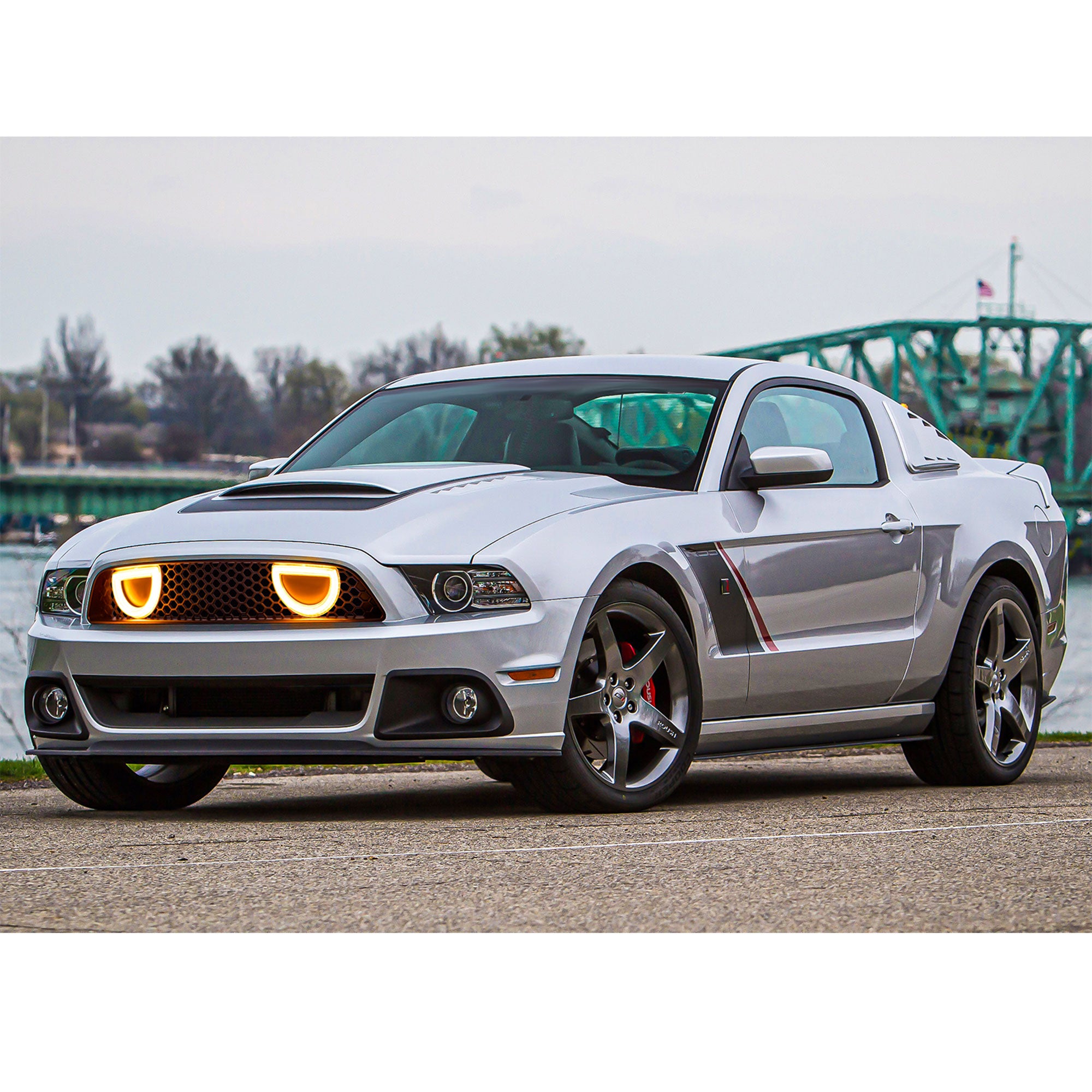 AMERICAN MODIFIED Front Grille for 2013-2014 Ford Mustang GT V6, (Open Box)