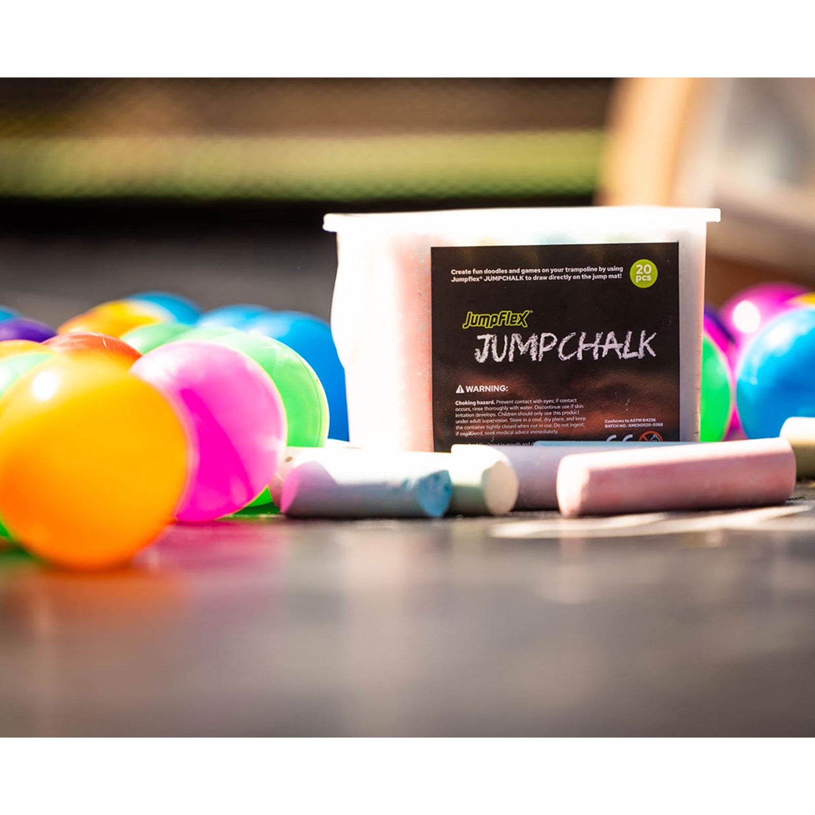 JumpFlex PLAYPACK Outdoor Play Toys Set with Trampoline/Ball Pit Balls & Chalk - VMInnovations