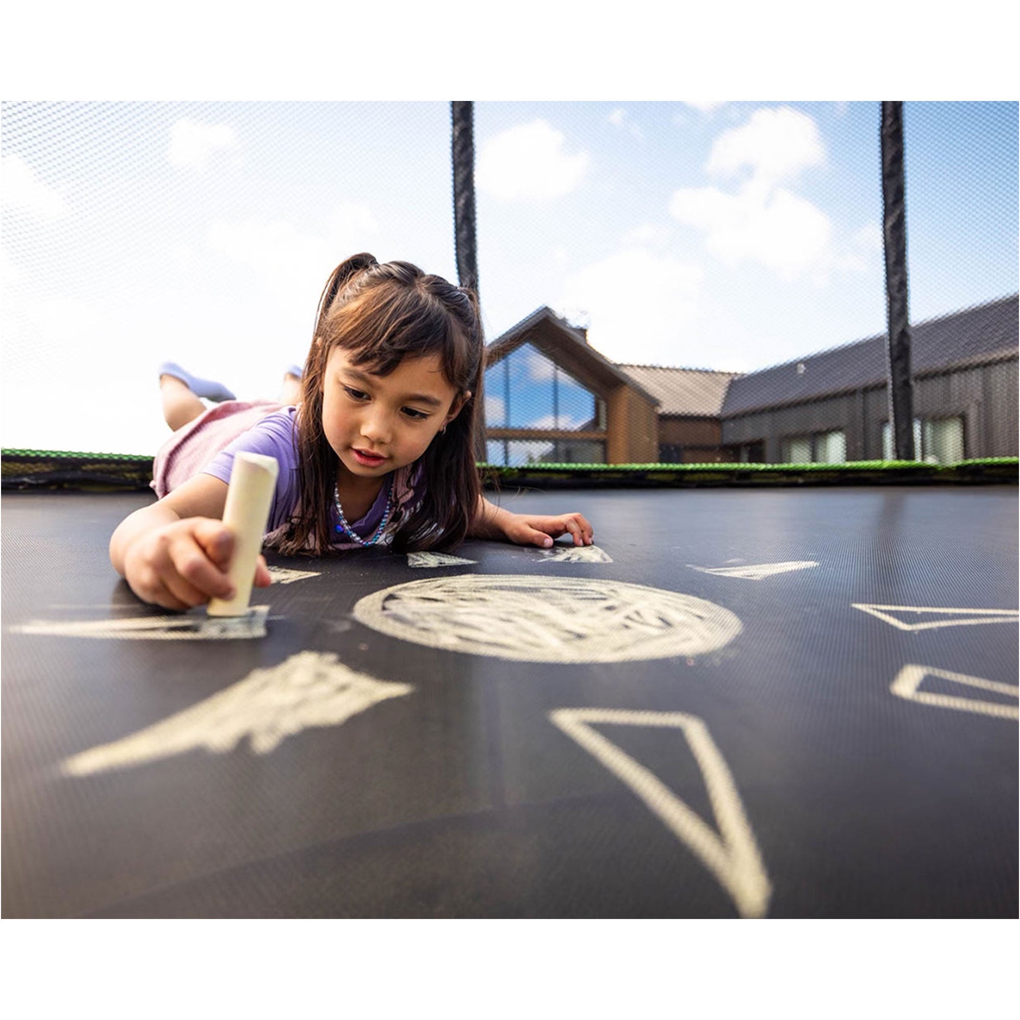 JumpFlex PLAYPACK Outdoor Play Toys Set with Trampoline/Ball Pit Balls & Chalk - VMInnovations
