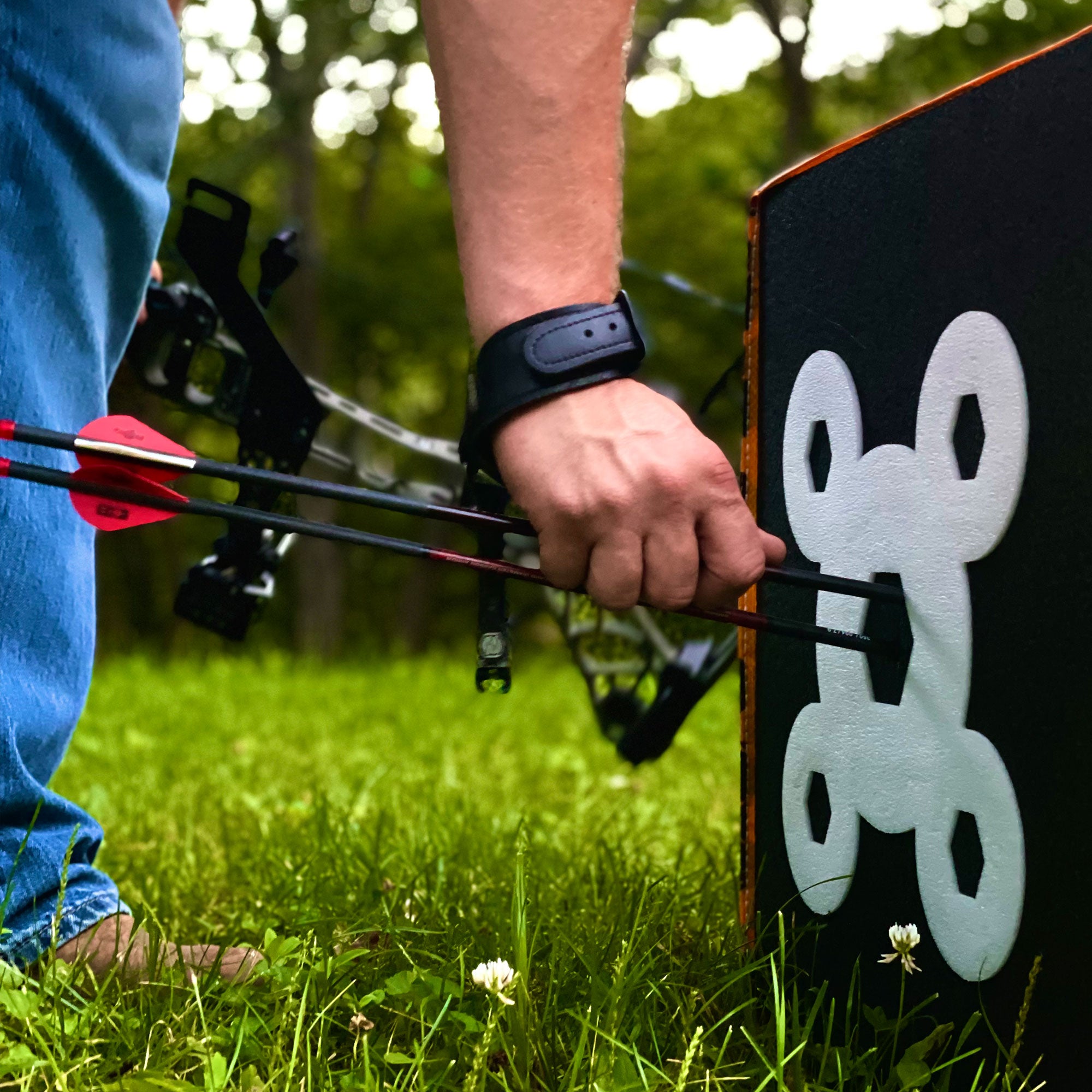 Morrell Yellow Jacket 380 FPS Crossbow Cube Targets with Carry Handle, 2 Pack - VMInnovations