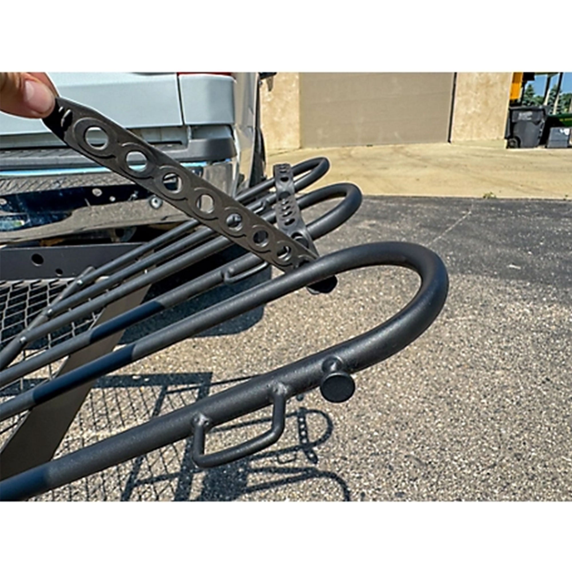 Tow Tuff Fat Tire Bike Cradle Kit for 3 Bikes with Adjustable Straps (Used)